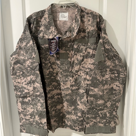 US Army Combat Jacket NWT - Picture 1 of 8